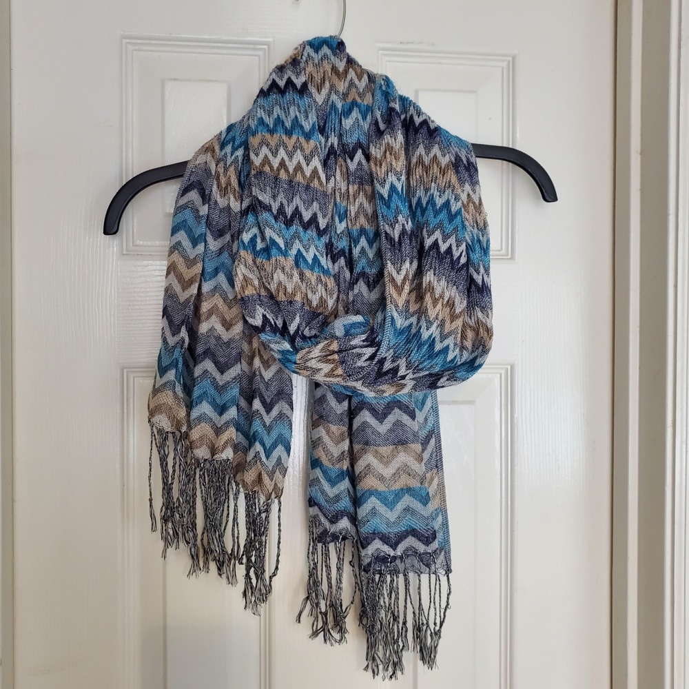 Blue Tan Chevron Zigzag Knit Scarf with‎ Fringe Trim Lightweight Boho Casual